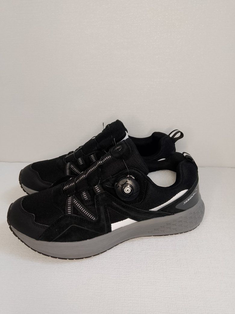 قطعه وحده فقط
قياس 41 EUR
20الف مع التوصيل


**إذا كنت صاحب هذا الإعلان وتريد حذفه لأي سبب، رجاءا أرسل رسالة إلى الدعم الفني**