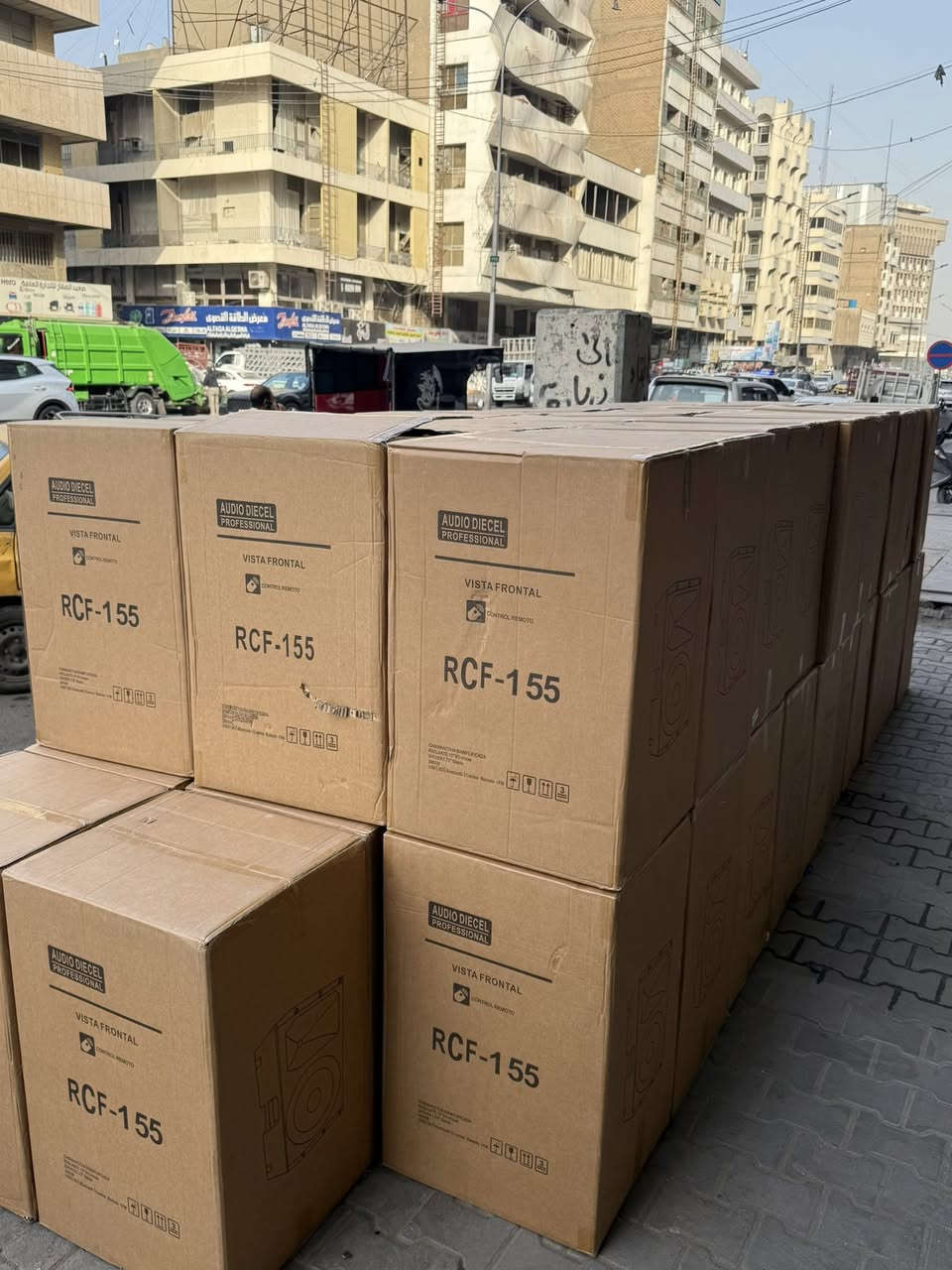 يالله
اللهم صل على محمد وال محمد 

هام هام هام ‼️ جدا 

المال والشغل والكوالتي 

داخل خارج مع مداخل الاسبيكر 

القاعدة الخلفية خاصة ومطابقة للمواصفات 

حسب الطلب الخاص بينه مكلفة ومعروف سعرهه بس احنه نحب نشتغل شي مرتب 

ورقيه تويتر كروز الكل بظمان عمل مشروط 

800 واط فعلي !!! 

موديل 715 بازف سبيكر بدون كهرباء ! 

اخوتي السعر راح اذكرة وراح يكون قفل 

السعر للزوج الواحد 600 الف دينار فقط 

***********

*********** 

التصوير حصرا من داخل الحاوية 

يعني العلامة الخاصه RCF غير مركبة ع الاسبيكر باجر ان شاء الله يجهز
