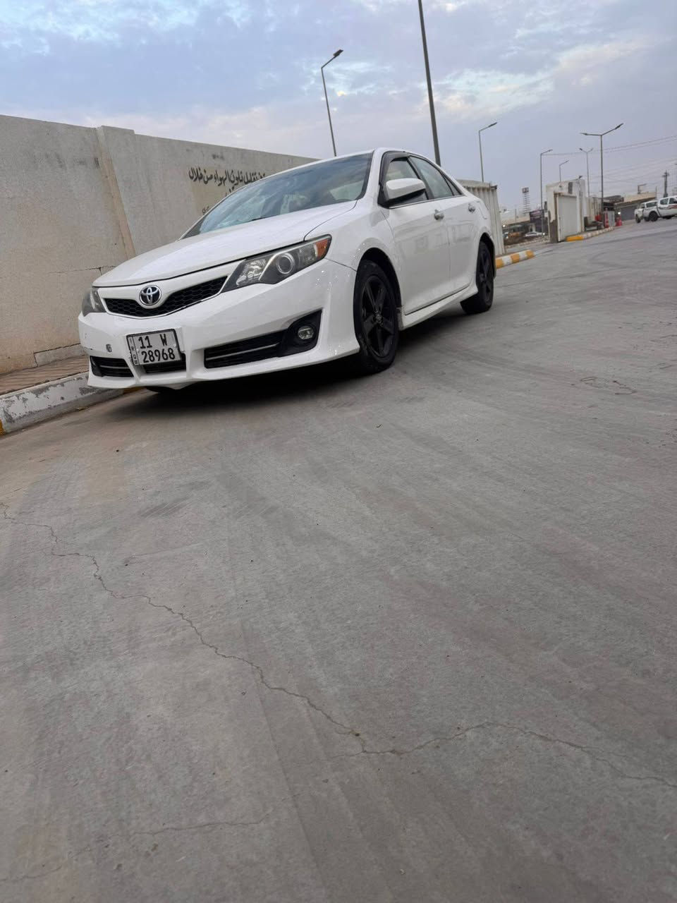 السلام عليكم
كامري امريكي se موديل ١٤ رقم بغداد باسمي  رقم وهزة وسنويه جديدة حادثها جاملغ خلفيي وطعه تبديل فقط أيرباكات سليمه كشنات جلد محرك  كير  على وضع  الشركه  ماشيه ١٥٧   

السعر ١٣٢ وبيها

مكانها الرمادي الحبانية 

‭٠٧٨١ ٥٨٦ ٩٩٢٧
