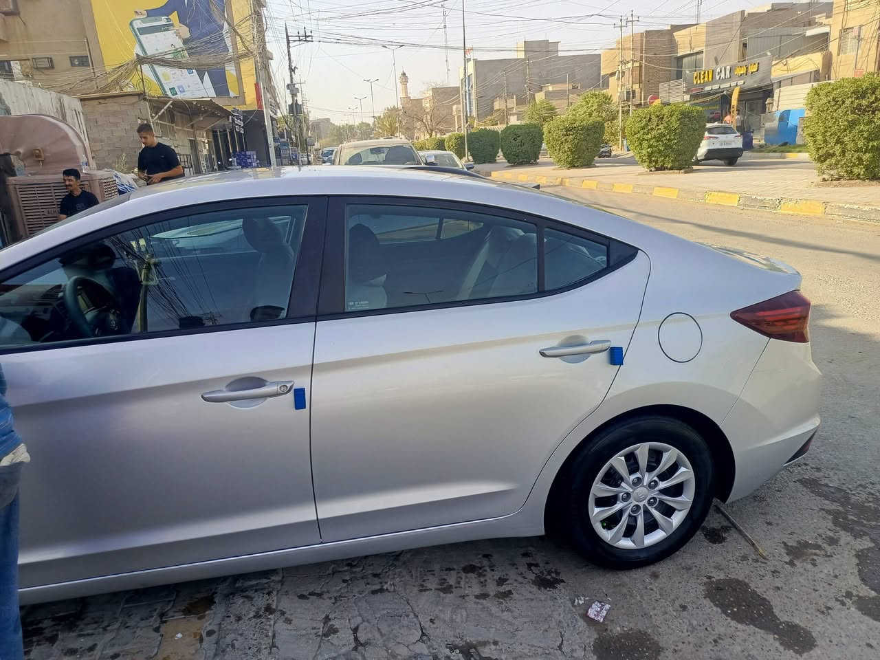 للبيع النترا 19 امريكي
حادث جاملغ وبنيد بدون دواخل 
السياره جاهزه بدون اي نقص تبريد ثلج 
ماشيه 157 الف ميل استخدام بيت 
سبب البيع عندي بناء مكاني بغداد الكرخ 
رقمي للتواصل 
*********** 
بيع فقط واعتذر عن الازعاج
