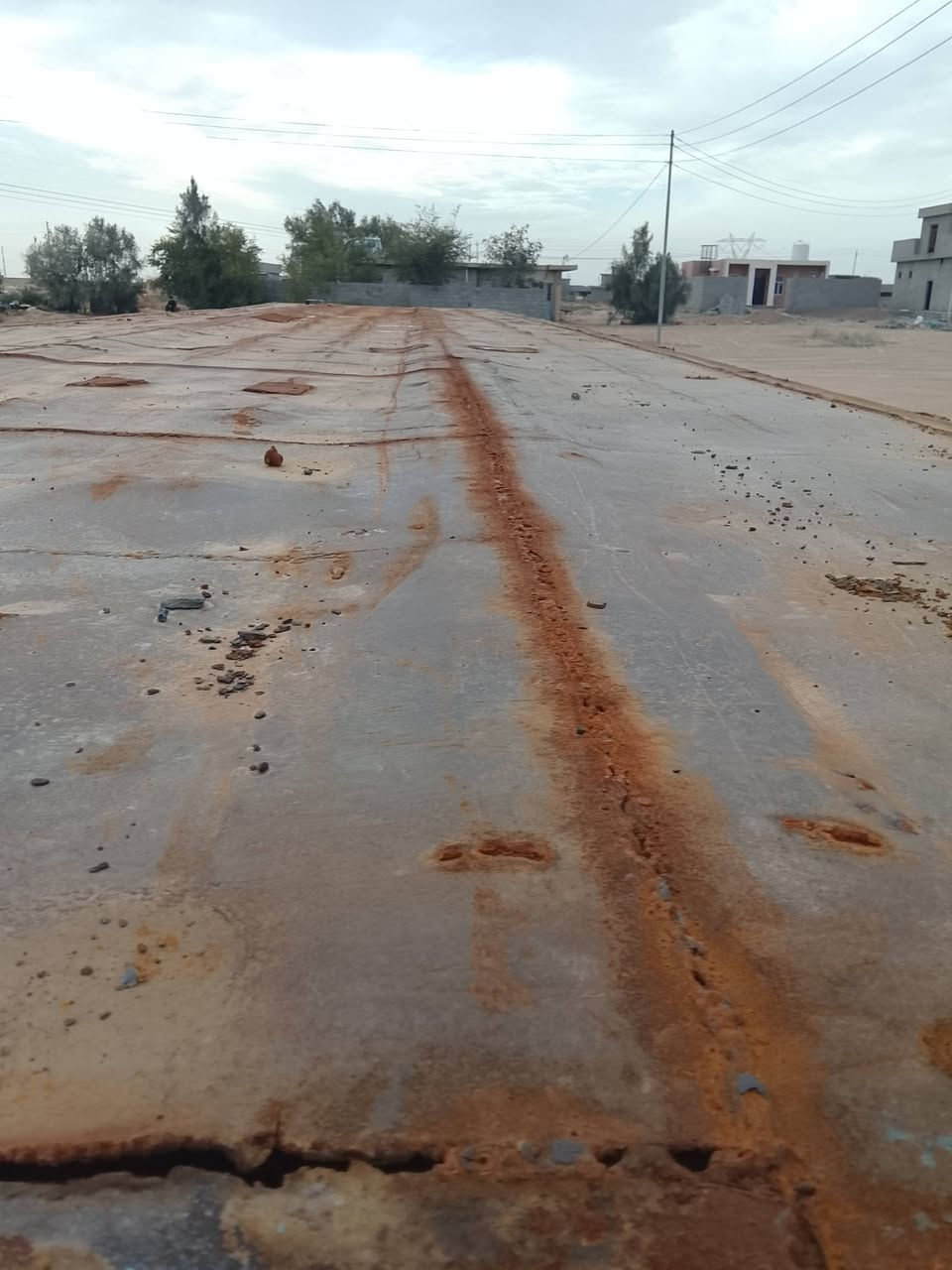 سلام عليكم تريله 2004سنكل خلفي ط بدون ضباره عريانه 4 دناكير مزوج شاصي العربانه أوربي السعر 315وبيه مجال *********** عرجه
