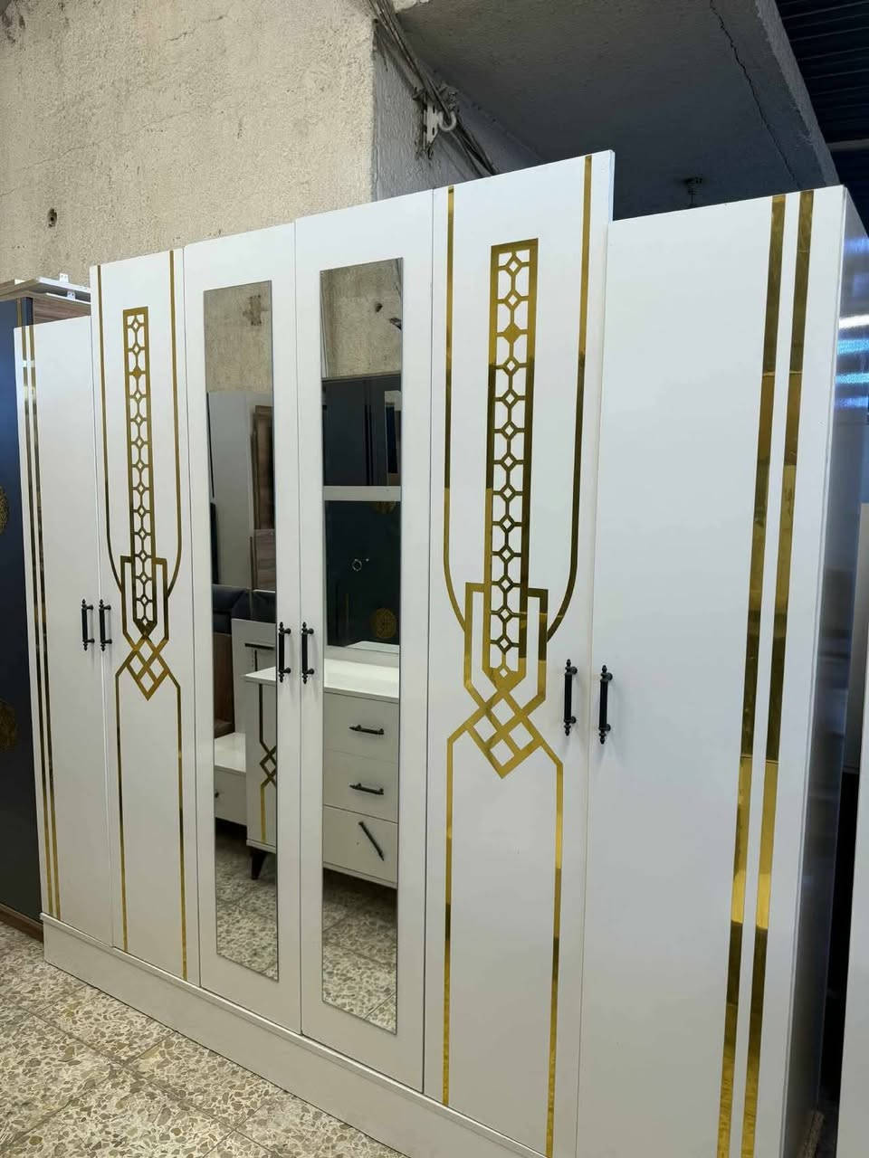 عروووض اليوم فقط سعر 500قفل  مع شد ونقل داخل بغداد مجاني محافظات بكروه لحكووو🤩***********
