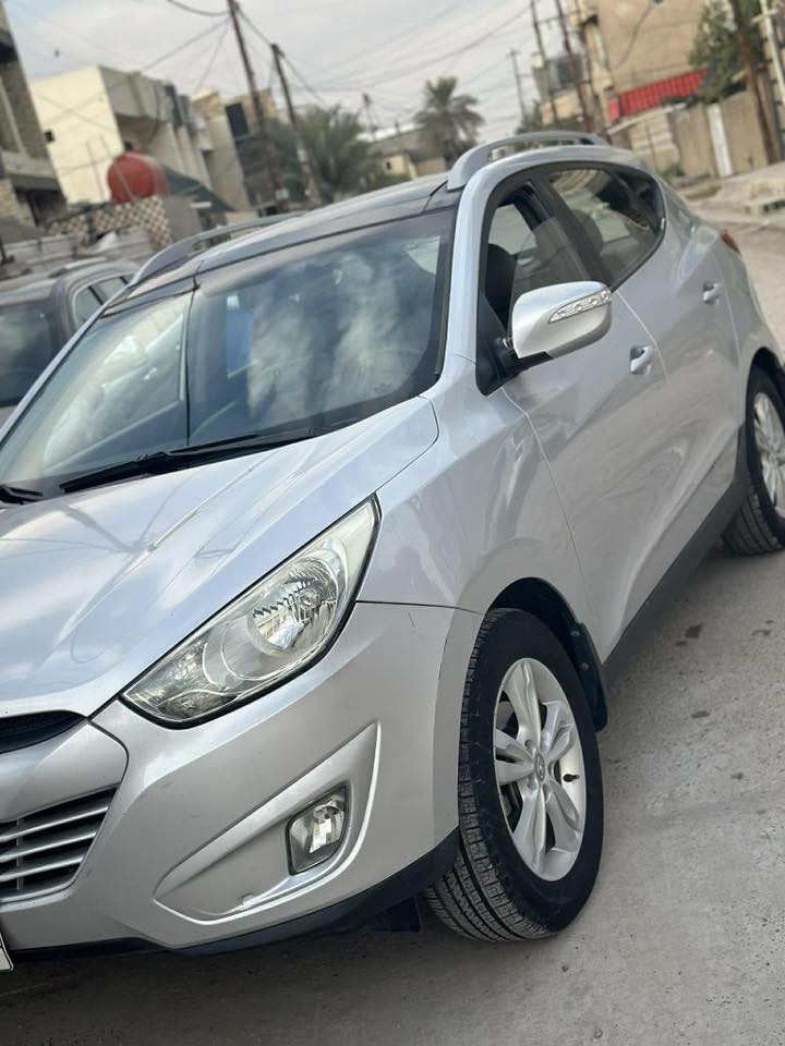 السلام عليكم توسان ١٣خليجي فول مواصفات محرك ٢٤٠٠ بنورامااا  فور ويل كشنات جلد محرك كير ع الشركة ماشية ١٧١ للتواصل اتصال ***********  ***********  السعر ١٣٨
