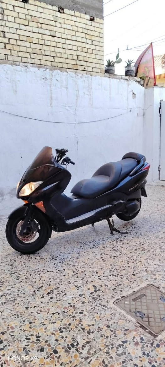 فورزا بصمه صفر ثمانيه البيع 6 كير 3 تحويلات دراجة كامله مابيه اي نقص كهربائيات كله شغاله اوراق موجوده السعر ٩٥٠ الف مكان بغداد مدينه الصدر 
***********
