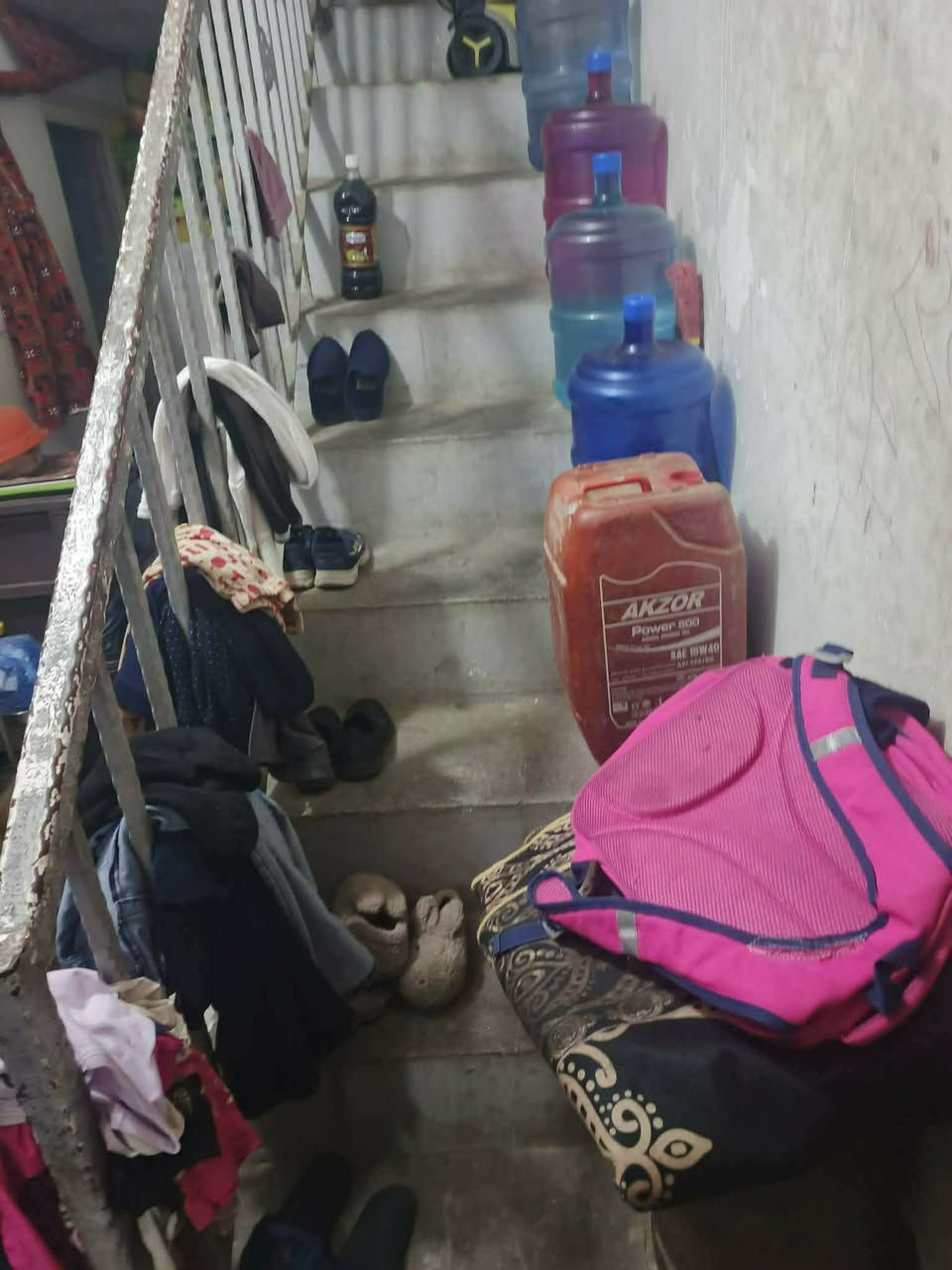 مشتملين للبيع م 52.5م نزال 10.5م واجه 5م موقع كم ارمن قرب تانكي باب الشرجي فرغ نظيف جدا سعر مناسب طابو صرف تفيد عائله صغيره لاتصال على رقم ***********
او واتساب 
***********
