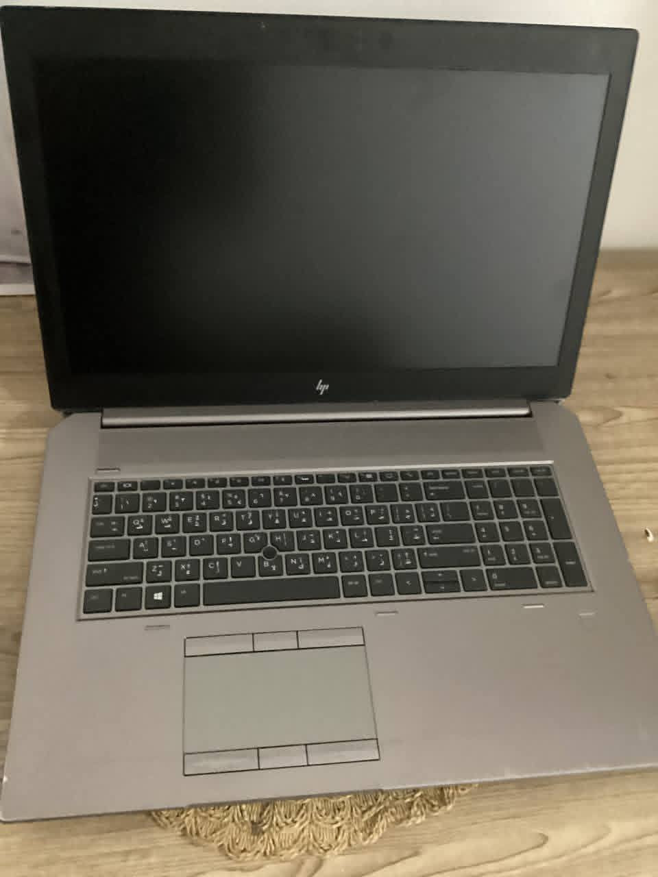 HP ZBook 17 g5
CPU✅ xeon E-2176
GPU✅ QUADRO P2000
RAM ✅32GB DDR4
HARD✅ 1T NVME 
SCREEN ✅17.3 FHD
السعر 700 ✅


**إذا كنت صاحب هذا الإعلان وتريد حذفه لأي سبب، رجاءا أرسل رسالة إلى الدعم الفني**