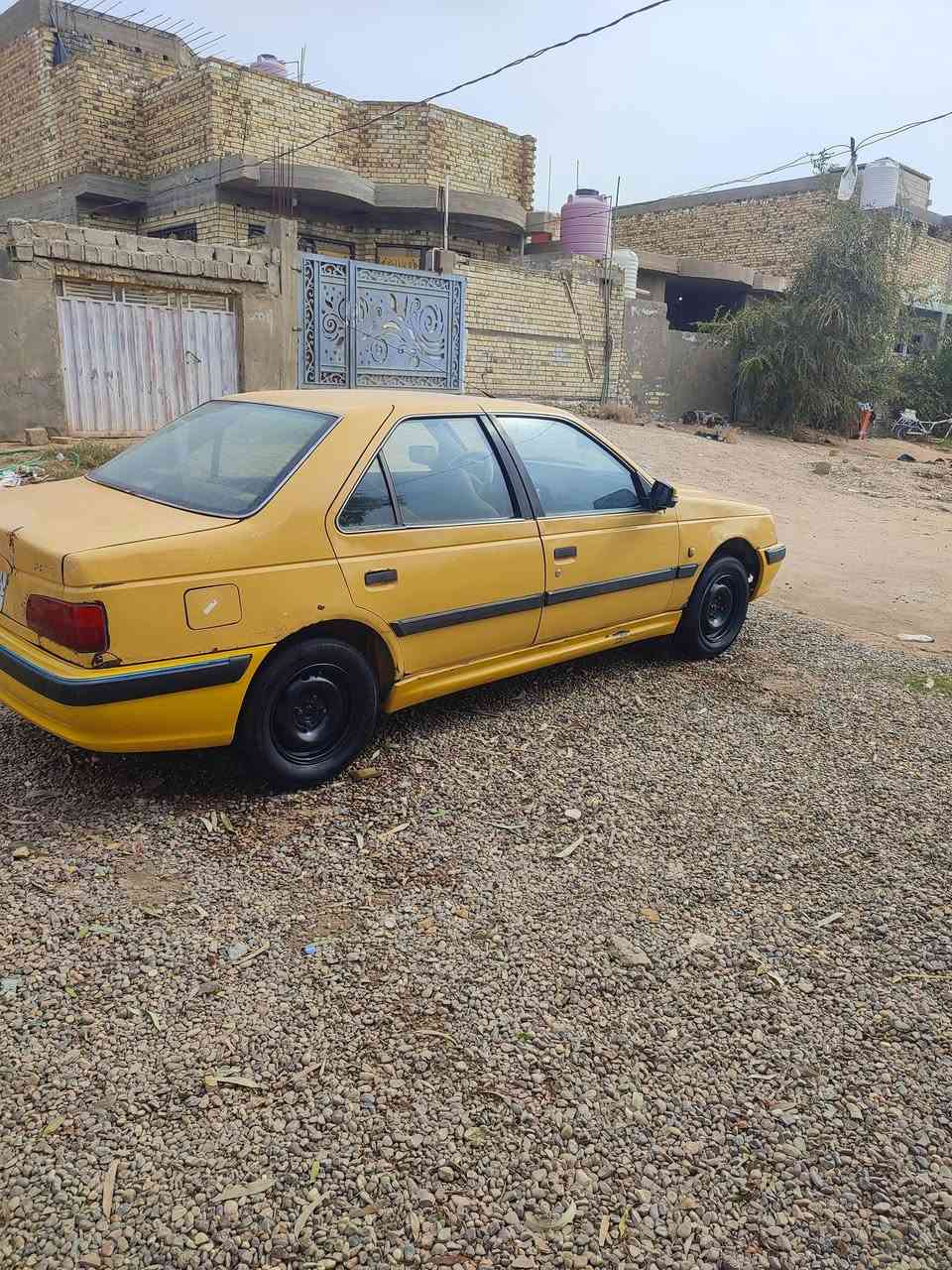 سلام عليكم بيجو بارص موديل 12مكينه حداديه بجيس تبريد شغال السعر 30اوبيه مجال مكان سيا نجف خان نص شراي يتصل على هذا رقم ***********
