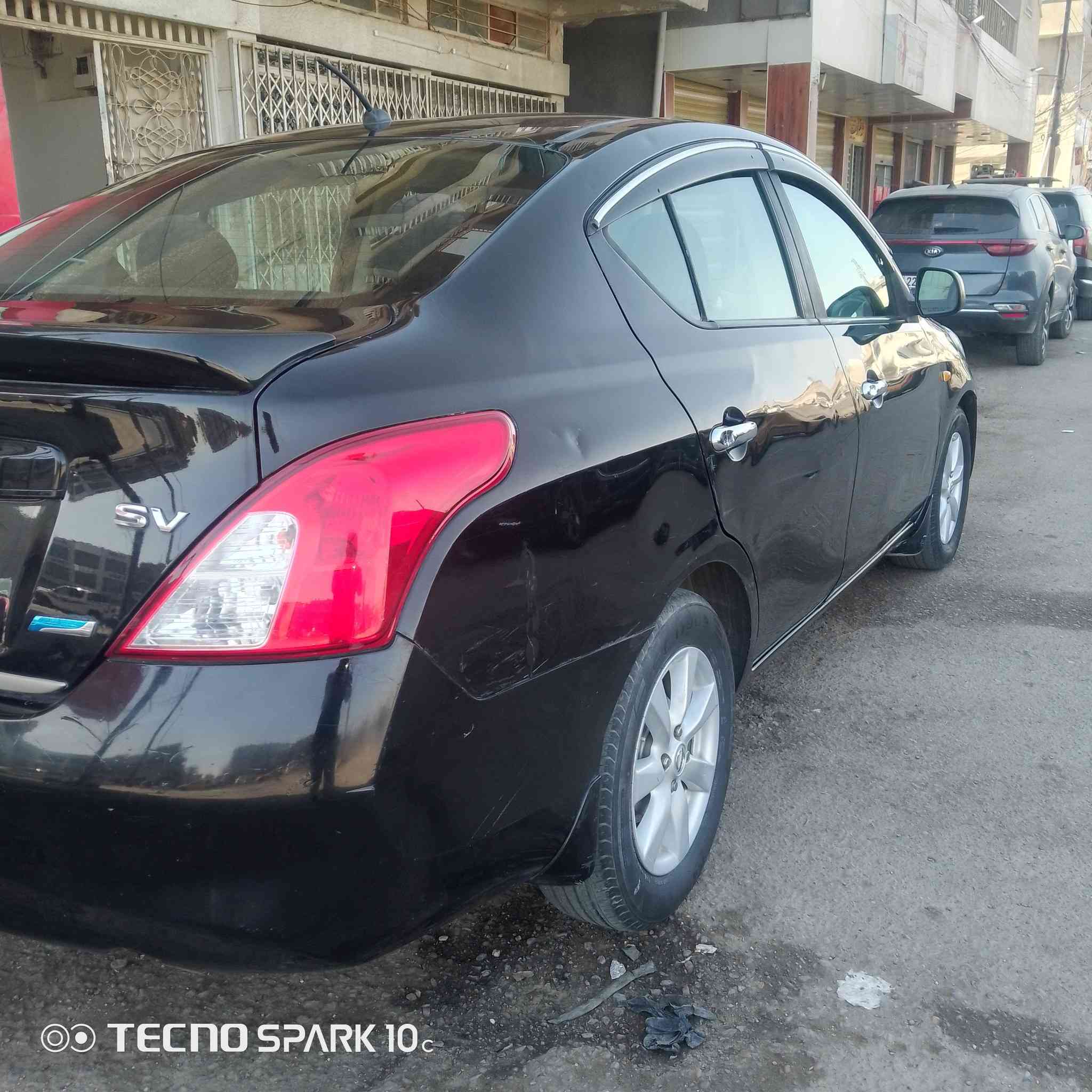 سلام عليكم سياره نيسان فيرسا وارد امريكي مديل 2014 رقم بغداد انكليزي باسمي مكينة جديدة ضربته جاملغ امامي مبدل نفس لون بيه طخات خفيفة
العنوان بغداد الجديدة أو العبيدي 
السعر 78
***********
