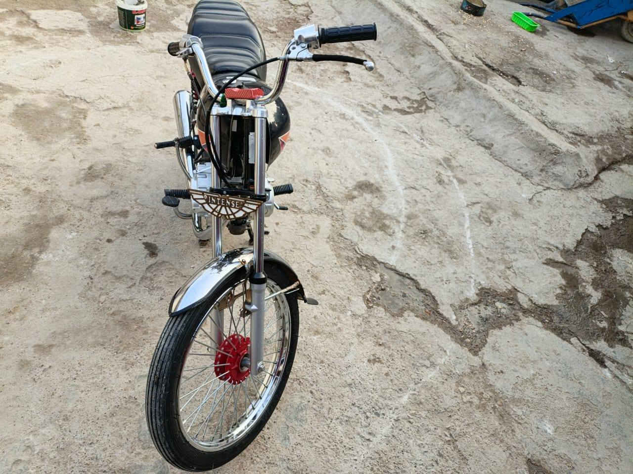 سلام عليكم شلونكم خواني  عدي دراجه  وراق شاصي 16 معمر 25 وريد ابو ستوته يراوسنيه ونطي فرق


**إذا كنت صاحب هذا الإعلان وتريد حذفه لأي سبب، رجاءا أرسل رسالة إلى الدعم الفني**