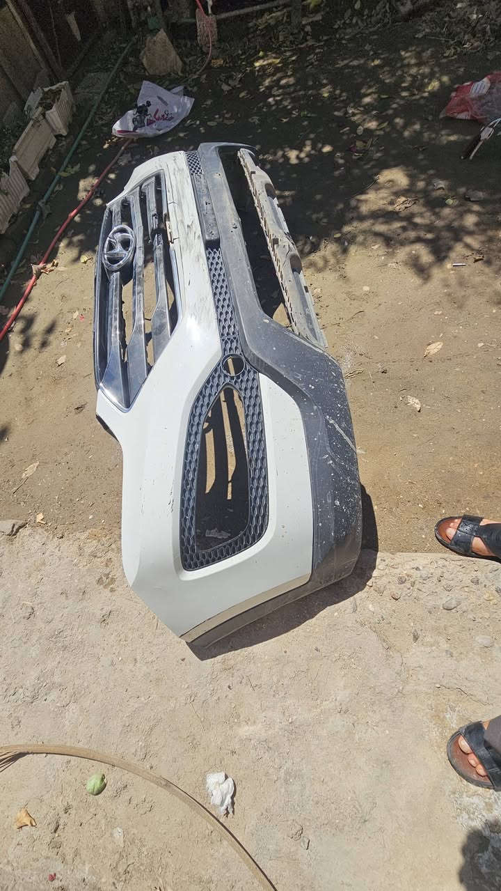 السلام عليكم ورحمة الله وبركاتة... دعاميه سنتافي موديل ٢٠١٣بيها ضربه قليله يرادلها صبغ وترتيب للبيع ٥٠ألف... الاتصال ***********
