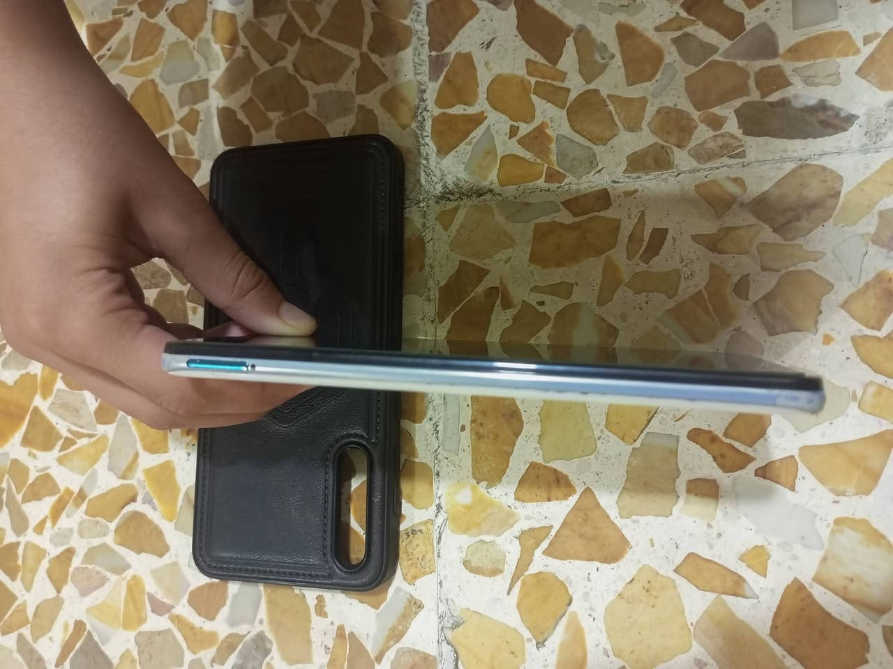 سامسونج a50 ذاكرة 128 رام 4 بوبجي 60 فريم حقيقي صوت عاطل مبدل شاشا الباقي شرط سعر 60 الف


**إذا كنت صاحب هذا الإعلان وتريد حذفه لأي سبب، رجاءا أرسل رسالة إلى الدعم الفني**