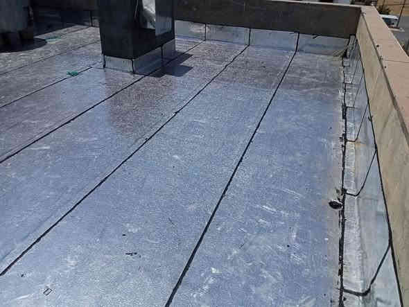 الايزوكام :
1-مانع الرطوبة 100%
2-عاكس الحرارة 90%
3-بديل الكاشي والشتايكر والسراميك والتراب والناليون .
3-مقاوم لدرجة 140 مئويه و 30 تحت الصفر.
4- خفيف الوزن مقارنة مع بقية المواد .
..................
طريقة العمل 
1-يتم العمل  بنظام الكوي حيث لا تنفذ قطرة ماء و يصعد العازل 20 سم مردات ماء علىٰ الجدران.
2-ضمان العازل 10 سنوات علماً ان عمر العازل اكثر من 10 سنوات.
............
الأسعار :
يشمل التالي : 
*كرستة والعمل 
*غسل و تنظيف السطح ونقل المواد 
*خصومات للمساحات كبيرة 
 رقم الهاتف
فايبر+واتس اب
***********
*********** أربيل
