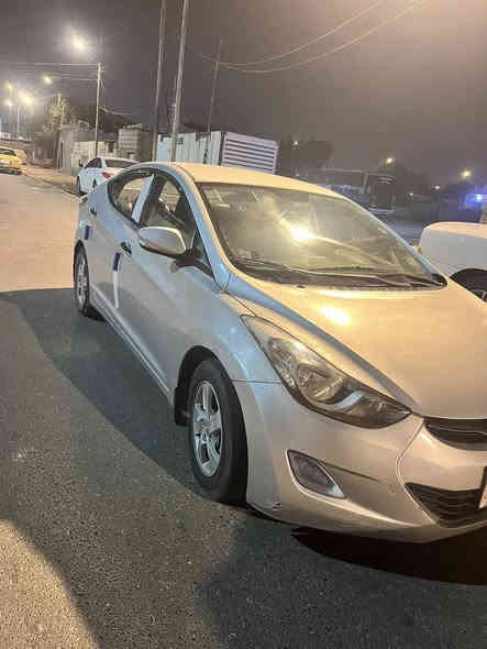 السلام عليكم النترا افانتي موديل 13  سنوية ل 26 راعيهة بالزبير رايدهة ب 90 وبيهة مجال  ***********. واتساب
