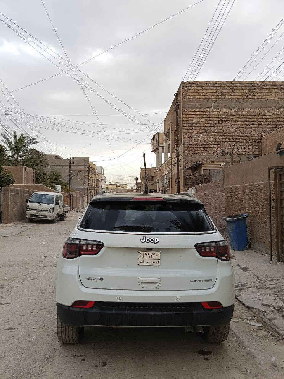 جيب كومباس ٢٠٢٤
مكينه ٢٠٠٠ توربو 
ماشيه ٨ الالف ميل جديده بمعنى الكلمه 
تترقم بغداد
السياره ضربتها من امريكا بجم شاصي لغد مكفول
٣ قطع صبغ 
فول عدى الفتحه لتمدد
كشنات جلد كهرباء 
تحكم سترين 
تدفئه كشنات وستيرن 
هوي بعد بيها مواصفات
توكلر مكاني والتاجي سبع البور 
***********
