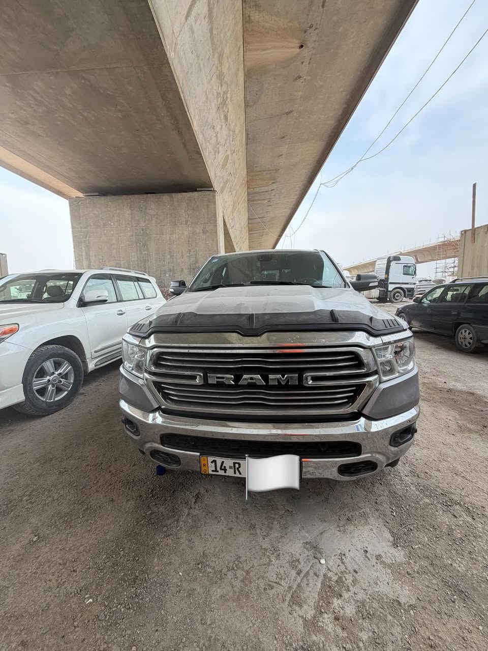 رام موديل 2022
مواصفات بگهورن 
حساس امامي خلفي
فور ويل
شاشة العينة جبيرة
كار بلاي
نظام ايتورك
تدفئة كشنات وستيرن
غلاف البدي كامل قطعه وحده

حادث چاملغ وبنيد البنيد نفسه مامبدل
سيارة جاهزه على اخر حبه استخدام شخصي لا تحميل ولا مواقع ماشيه قليل صيانه كامله سيارة مابيها اي نقص باسمي رقم جديد سنوية مجددة تحويل مباشر المكان بصره جسر خالد باقي التفاصيل اتصل على الرقم
***********
