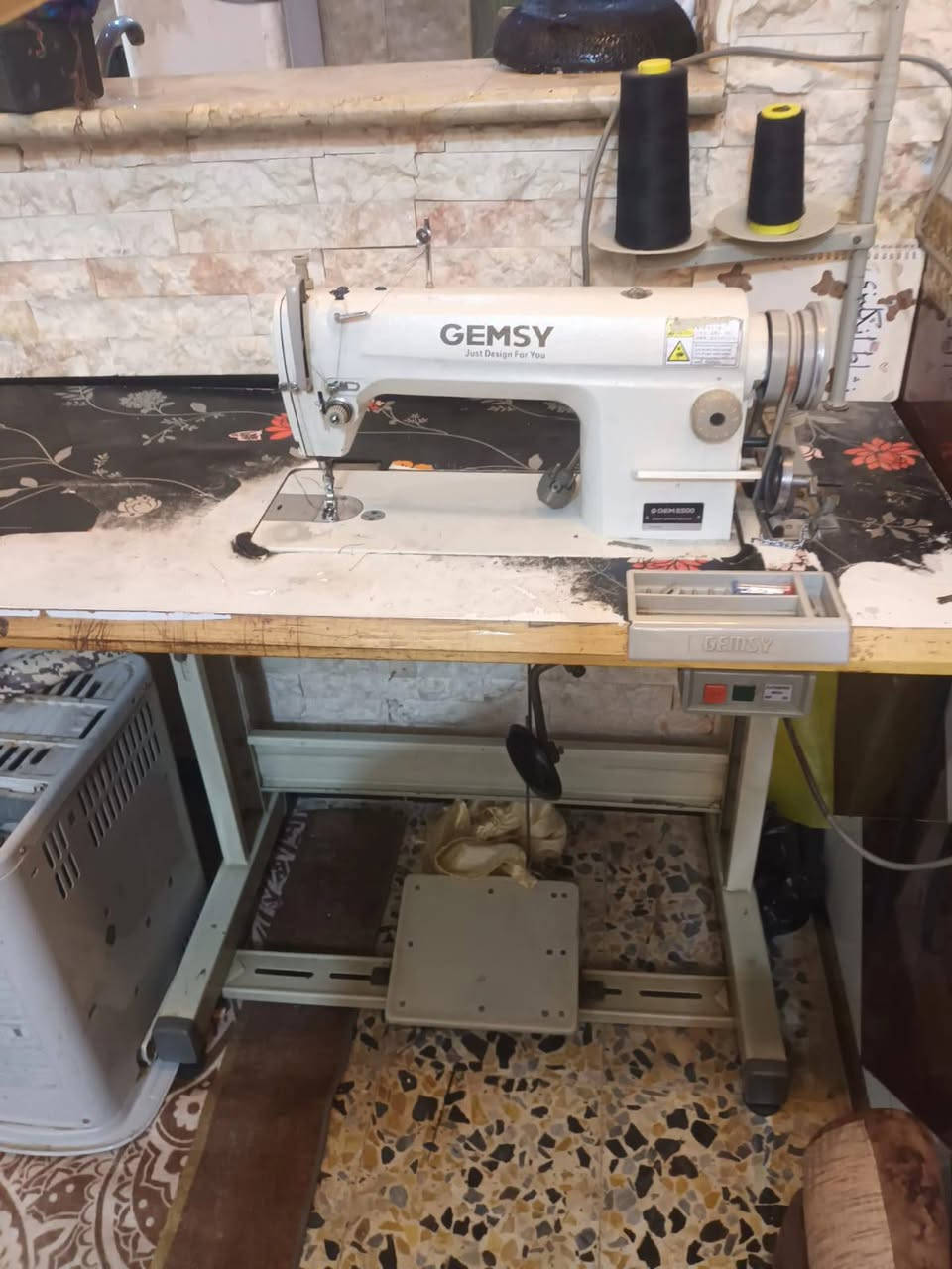 سلام عليكم مكينة خياطه نوع جمسي نضيفه شرط الخياطه للبيع مكان ميسان حي الوحده السعر 200الف وبيهه مجال


**إذا كنت صاحب هذا الإعلان وتريد حذفه لأي سبب، رجاءا أرسل رسالة إلى الدعم الفني**