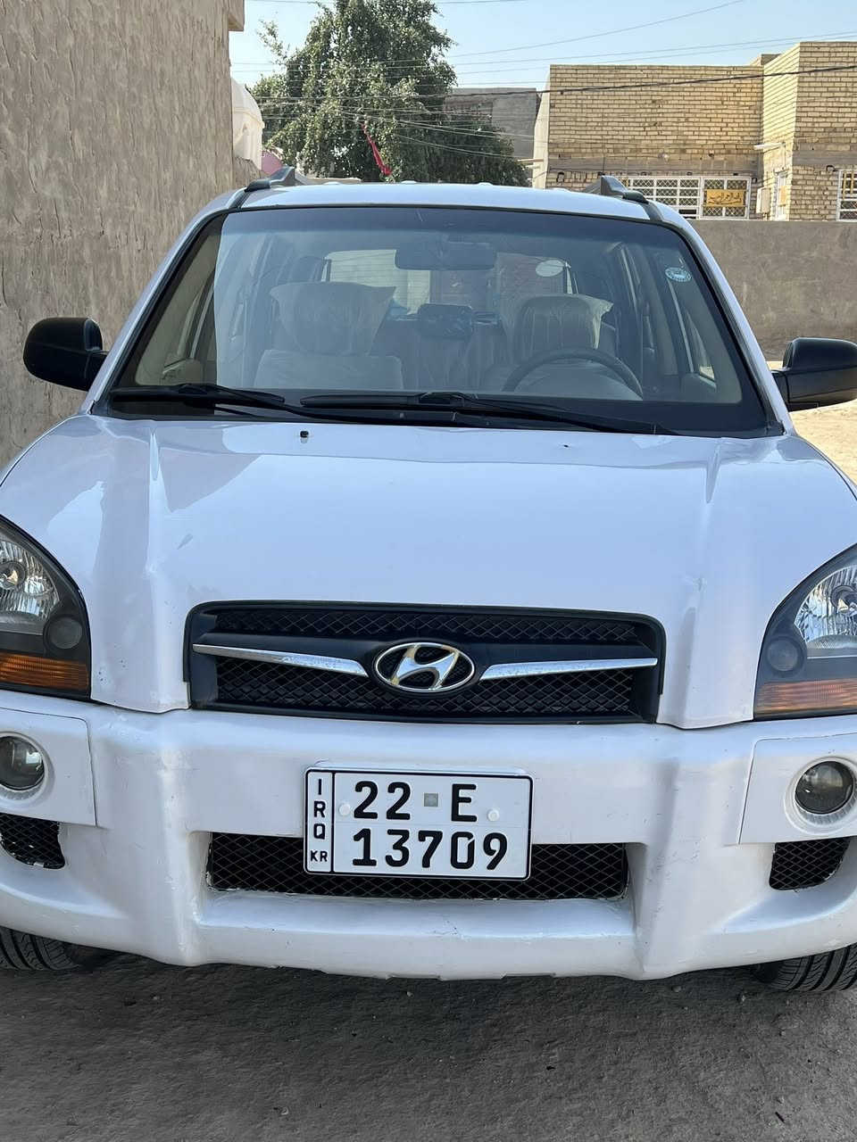 السلام عليكم من رخصت الادمن المحترم 
توكسان 2010 خليجي مكفوله كفاله عامه شرط الفحص السياره جديده حيل وبلعافيه ع ياخذها 
لون ابيض ثلجي المرغوب
محرك 2000/ 4 سلندر دووش المرغوب بدون عيب
كير  اوتوماتيك بدون عيب

داخل صحراوي لونين المرغوب
شاشه ايباد 
لايت كهربائي
بلوجكترات 

ويل كب 16 وتخم تاير جديد قبل سبوع شاده 
وباقي المواصفات معروفه …

السياره ترايها حيل ناعم بدون اي نقص جاهزه من كلشي الحمدالله 

رقم اربيل جديد سنويه ل 31 تريد تحويل وكاله حاضر مكاني بابل القاسم ع ***********
***********
السعر 116 وبيها مجال حك جيه
