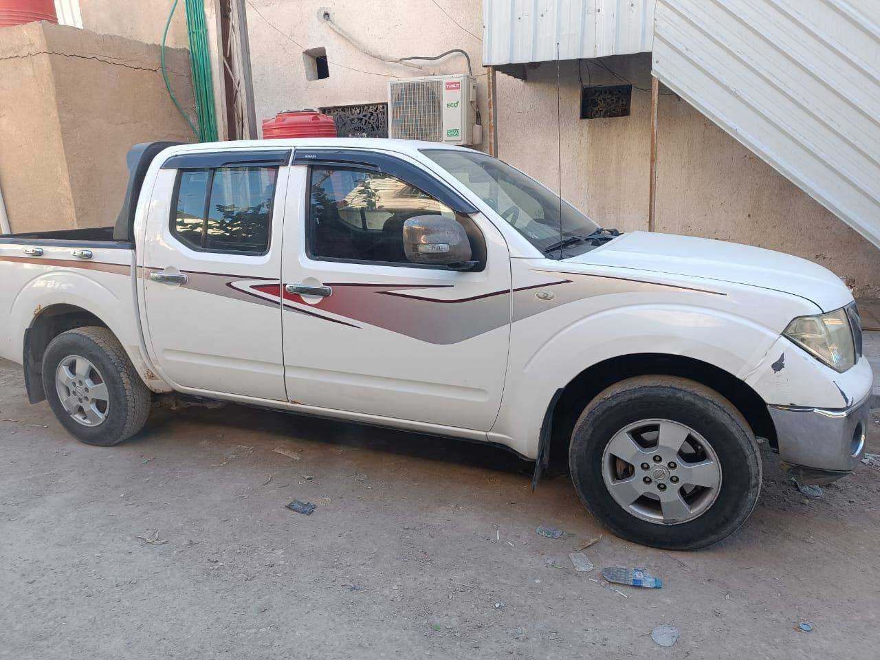 السلام عليكم بيكم نيڤاره للبيع مكلف بالنشر وهذا رقم راعيها  *********** علماً السياره مكانها بالبصره
