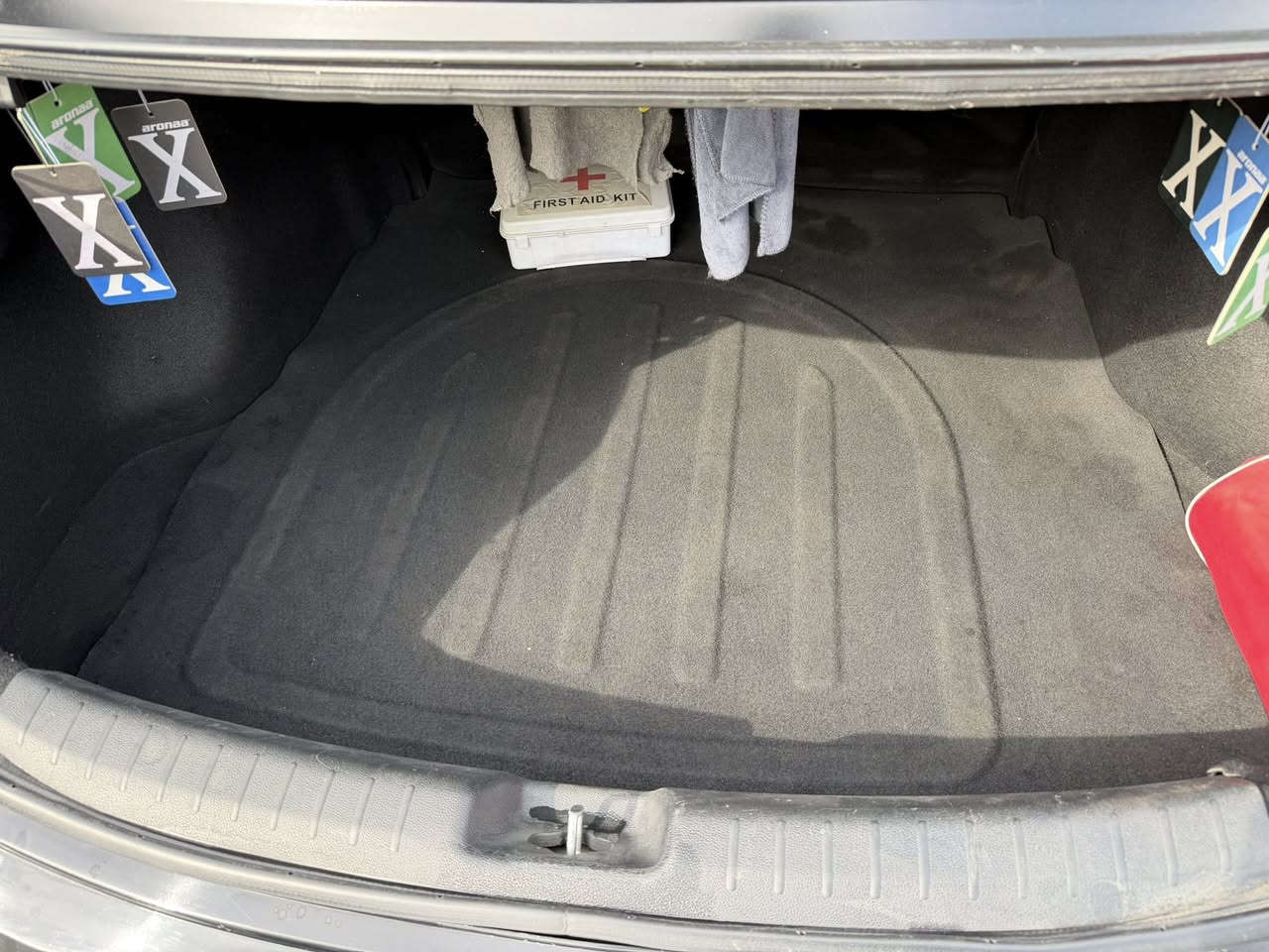 السلام عليكم
فورتي (2022)  فئة( GT) اعلى فئة🔥بالفورتي 
محرك 1600 تيربو 201 حصان 
كير DCTدبل كلج 7 نمر
ماشيه (71) الف 

بدون رقم تترقم جميع المحافظات 
السياره 

ضرر السيارة جاملغ خلفي وباب خلفي مبدل اصلي بجم كبس برغي مامفتوح بي رقم الشاصي بلمنشور 

المواصفات .....
1.بصمة تشغيل + ابواب وصندوق+ تشغيل عن بعد

3.رمز Gt على دشبول🔵
4.(شفتات ستيرن)🚀🚀
5.شاشة كبيرة مع نظام تشغيل ابل كار بلي
6.واندرويد اوتو
7.كاميرا دواره (وضعيات عدد2)......
8.انظمة قيادة سمارت+ وسبورت+ ونورمال 
9.🔥🥶

11.كشنات جلد حضن مطرز احمر مع علامةGT + تدفئه + تبريد 

12.نظام سماعات (هارمن كاردن)🔈🔈
13.لدات داخليه متغيره الالوان( بلادي)
14.قطعتين تبريد
15.شحن وايرليس 
16.دركة D  شكل رياضي مع ختم GT 
17.حساسات خلفية مع جرس تنبيه 
18.رادرات جانبية+ وامامية+ وتحديد مسار + كروز سرعه
19.قياده ذاتيه
20.اوتو هولد+ هاند بريك بصمه
21.نقطة عمياء 
22.كات دوسات جانبية بلادية 
23.دبل اكزوز
ويل كب كروم حجم 18رياضي

بيع فقط واذا اكو كيا ريو مراوس موديل 23 

السعر 147 بيه مجال بسط
***********
