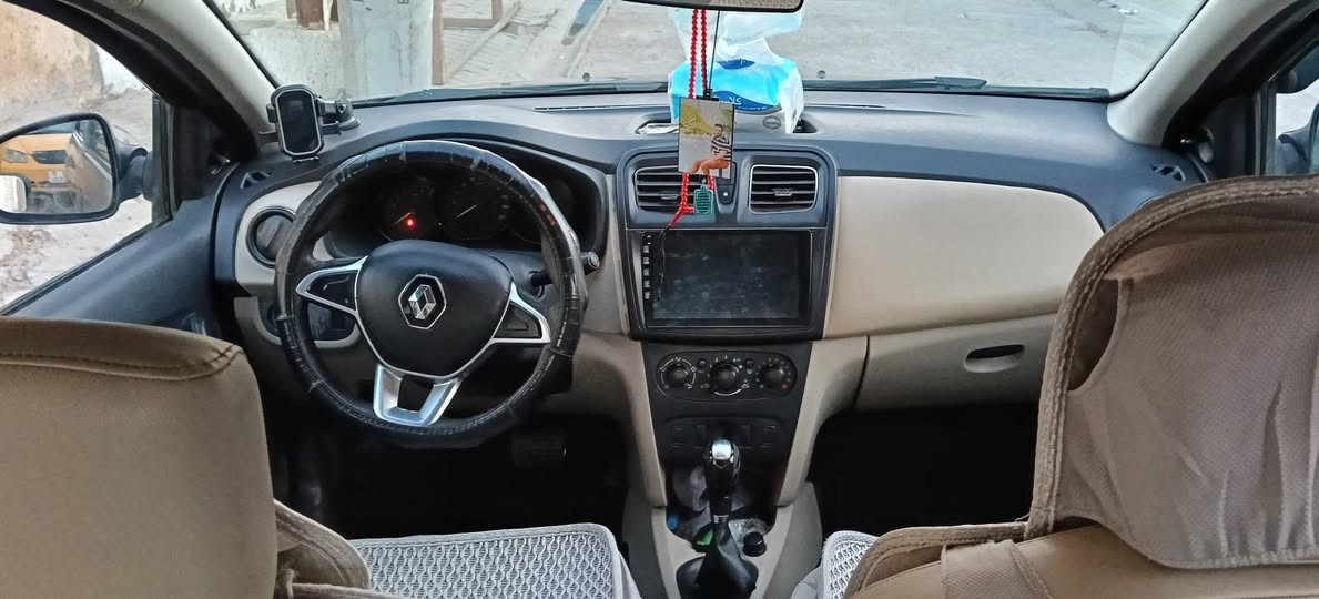 رينو سنمبل موديل 2019 رقم بغداد بأسمي شرط للتحويل سياره بيها جهت  السايق شخطات و معمرهن فقط كلش حلوه و جاهزه ما متواجد على الفيس اتصل و تدلل سعرها جوه سعر اخواتها 58 و بيها مجال شاشه و كاميرا اشاير بالمري ***********
