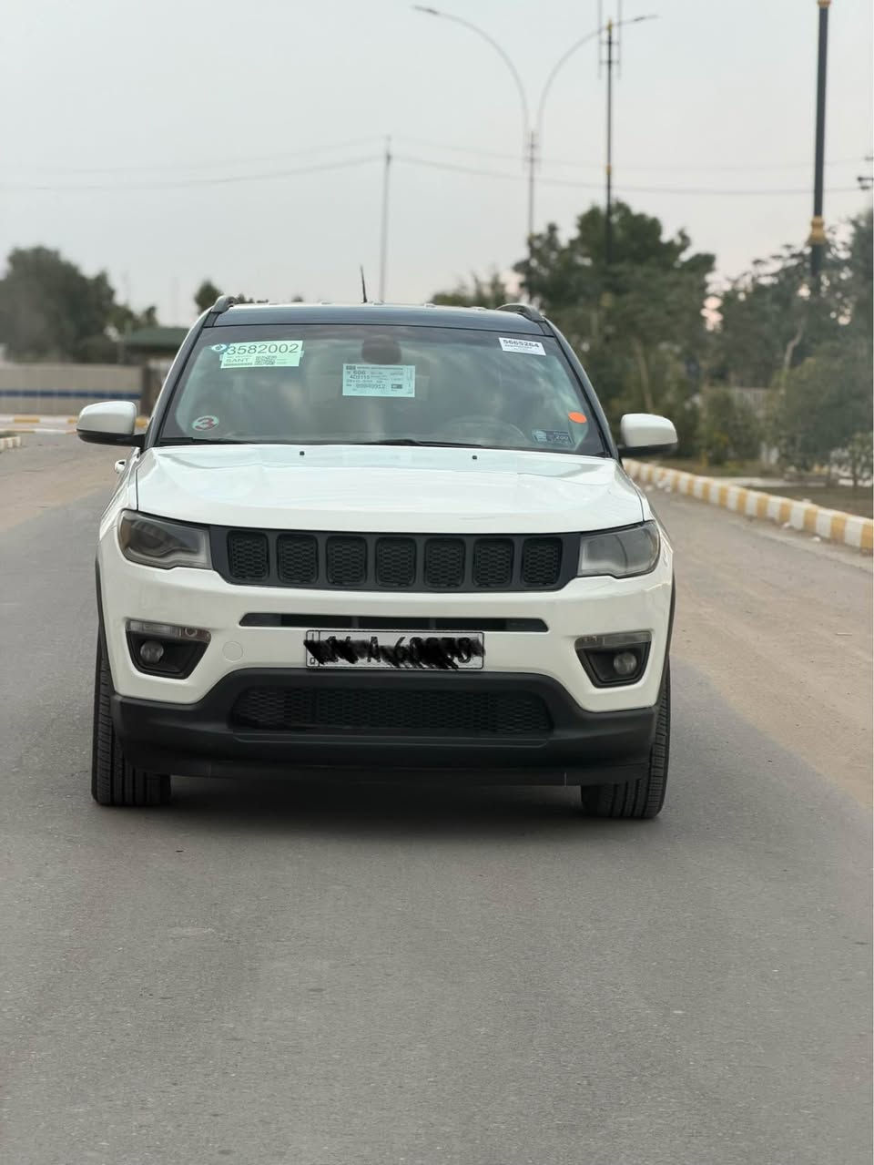 السلام عليكم 
جيب كومباس موديل 2018
حره تحويل مباشر فول مواصفات بصمه تشغيل عن بعد كشنات جلد تبريد قطعتين شاشه كبيره كامره دواره تحكمات حساسات محرك 2400 محرك كير تبريد حداديه كفاله عامه 
الضرر صبغ بنيد وجاملغ ورش تجميل اسفل الابواب الجهه اليسرى السياره ليبل واحد بدون تبديل السياره جديده واستخدام شخصي السعر 125 وبيها مجال للشراي
العنوان الناصريه الصالحيه
لتواصل 
*********** ناصرية, ذي قار
