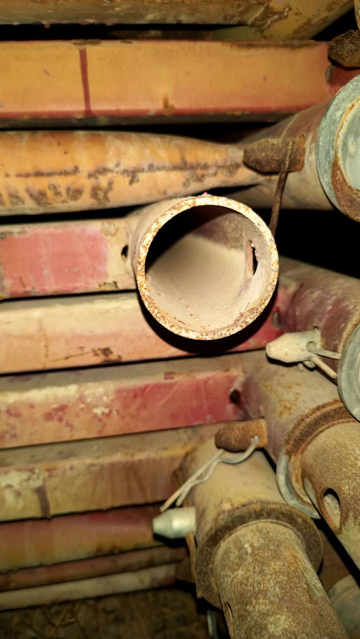 سلام عليكم سكلات بناء حديد ثقيل للبيع متر ونص ارتفاع بمتر ونص عرض تفتح مترين ونص 
سعر القفص ب 50 الف 
 بغداد جادرية 
***********
