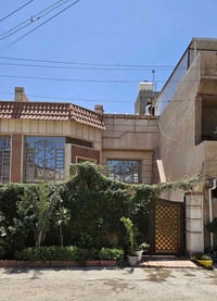 دار لببيع بالكاظمية الضباط مساحة ١٩٦ الواجه ٨ م 07809674115