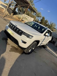 جراند شيروكي لاريدو • ٢٠١٨ • ٨٠ الف كم