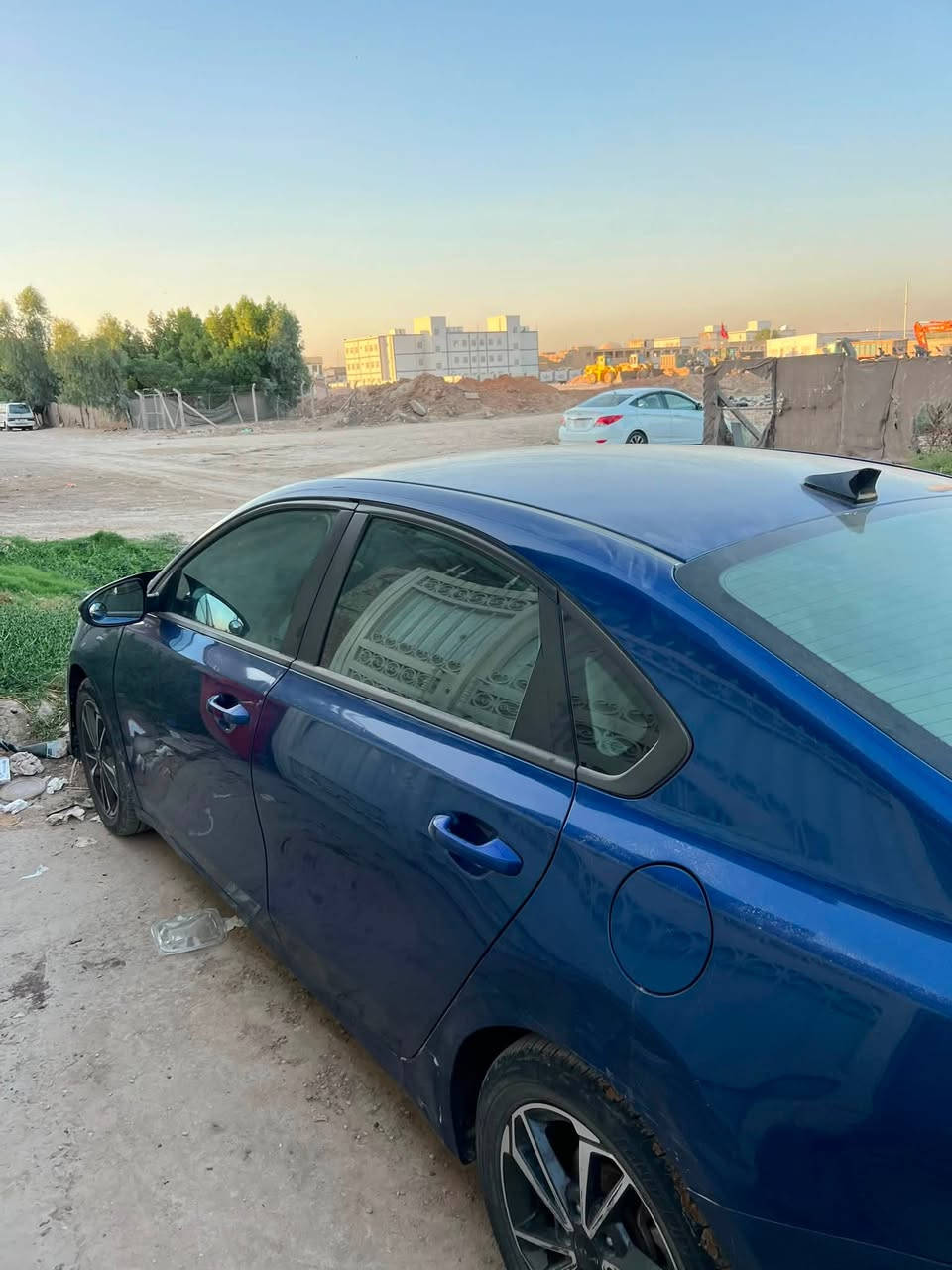 سلام عليكم
فورتي 2022ماشيه 64الف كيلو 
مواصفات
شاشه كبيره 
رادار امامي 
تحديد مسار 
مثبت سرعه 
3وضعيات قياده 
لايت زنون اصلي 
الكير At
المحرك 2.0دوش 
التبريد ثلج ❄️
تحكمات ستيرن 
كامره خلفيه 
لاستفسار ع الرقم *********** 
مكان السياره بابل 
ضرره (جاملخ +بونيد +بيه شويه طخات بسيطه )
