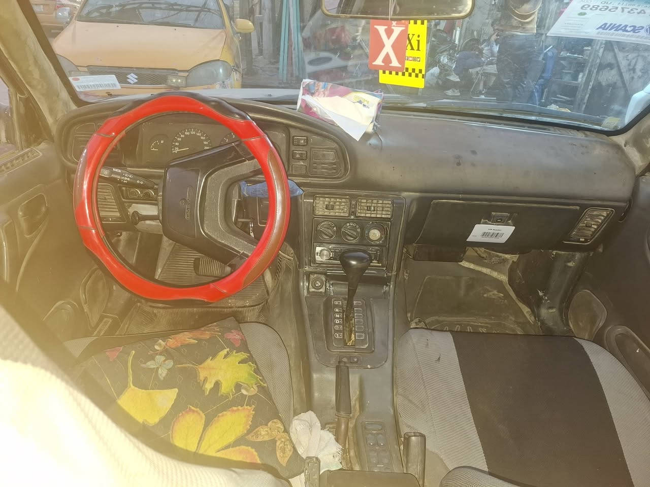 السلام عليكم برنس ٩٣ كامله من كلشي شغاله وكهربائي كامله عدا التبرير مو شغال سعر ٢٥ مكان بغداد مدينه الصدر ***********
