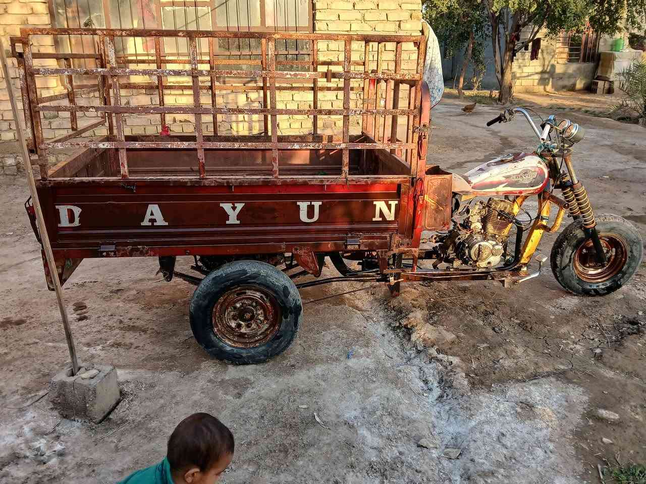 سلام عليكم ستوته  البيع ديوان موديل  ١٤  كلك كلك  مكفولي من السرقه  مكان صويره  تصال عل رقم. ***********
