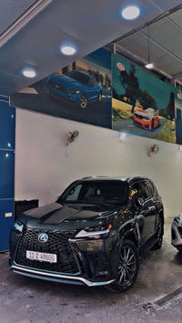 لكزس 2023  F SPORT F1   ضمان شركه ساز مغلفه PPF  كفاله عامه  لون زيتون...