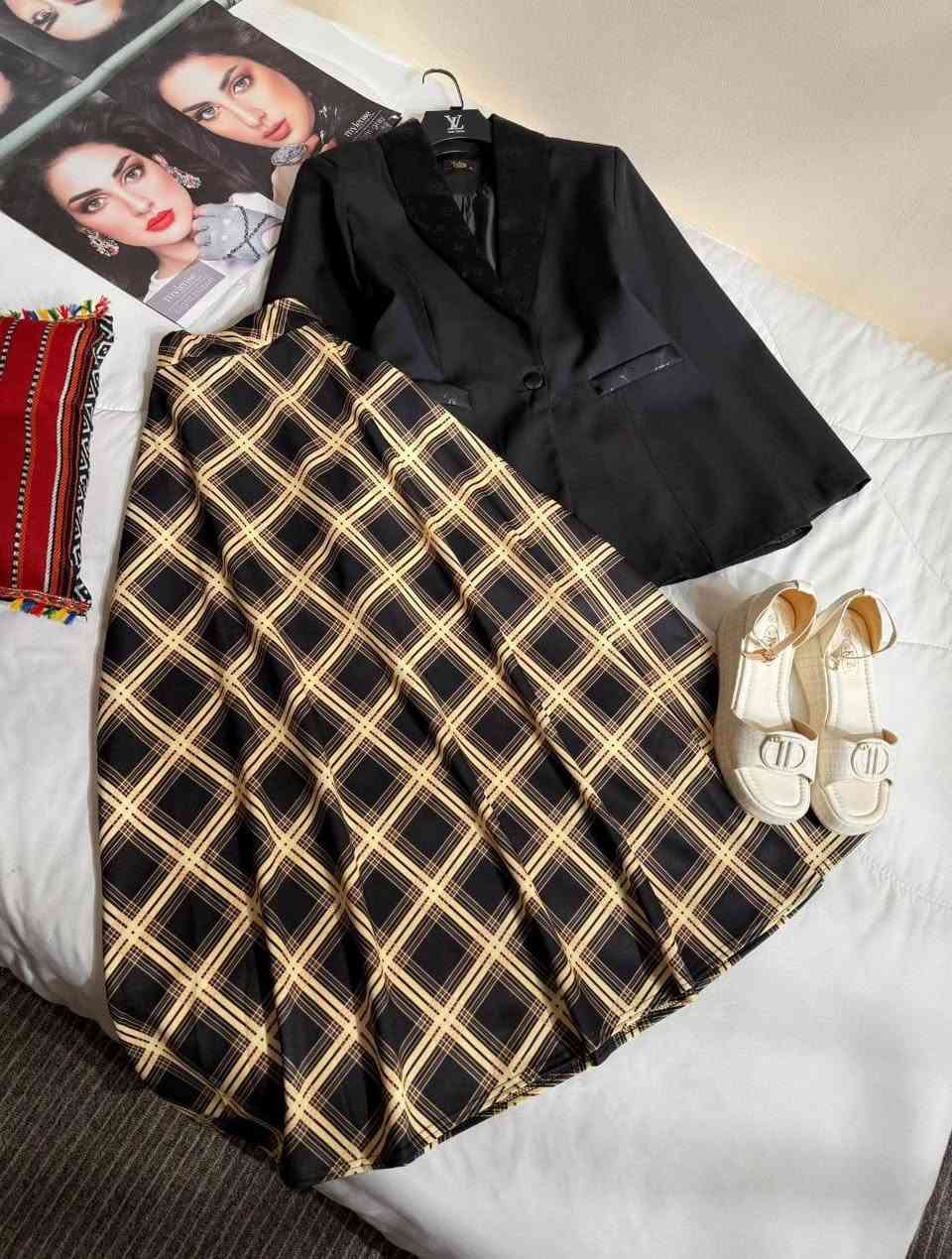 نهتم بأدق التفاصيل لتكوني أنيقة بإمتياز ✨️🤎😇

سترة مع تنورة❤‍🩹

خامة هوريم دابل تركي
38–40–42–44–46

تنباع تنورة وحد حسب طلب الزبون 
تنباع  سترة وحد حسب طلب الزبون  

   للحجز يرجى مراسلة الصفحة ⭕️

خدمة التوصيل متوفرة لجميع مناطق العراق🚚


**إذا كنت صاحب هذا الإعلان وتريد حذفه لأي سبب، رجاءا أرسل رسالة إلى الدعم الفني**