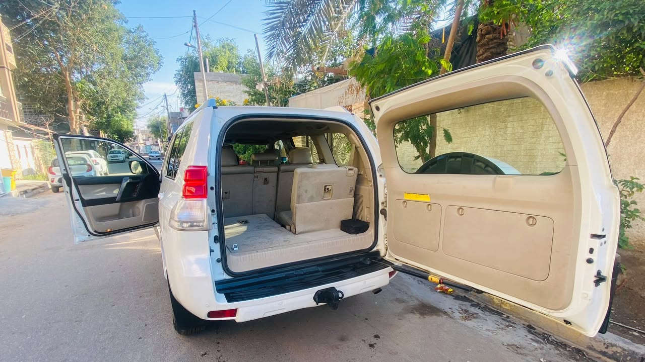 سلام عليكم برادو 12 بغداد 6 سلندر TXLماشيه 215 بيها قطعتين تبديل واي استفسار راسلوني على هذا الرقم ***********
