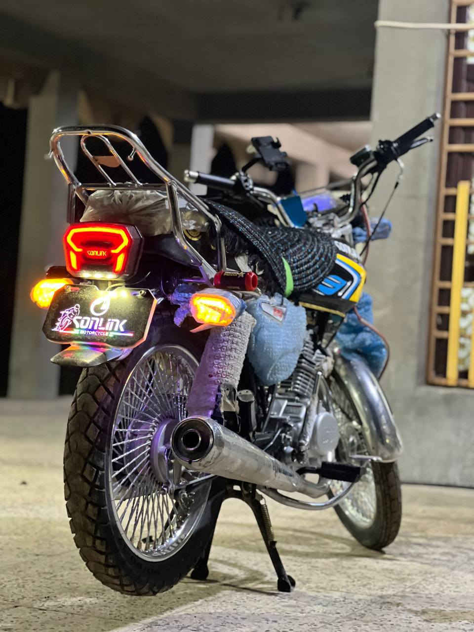 للبيع 2025 ماشي 2000 ديالي سد حمرين السعر 775 وبي مجال قليل ***********
