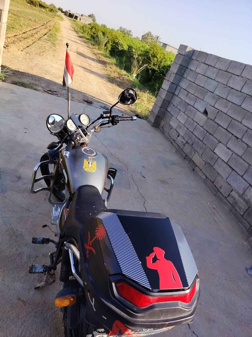 السلام عليكم ورحمة الله وبركاته
موطور. للبيع فول اومكفول..موديل.... 2021... 
***********....
