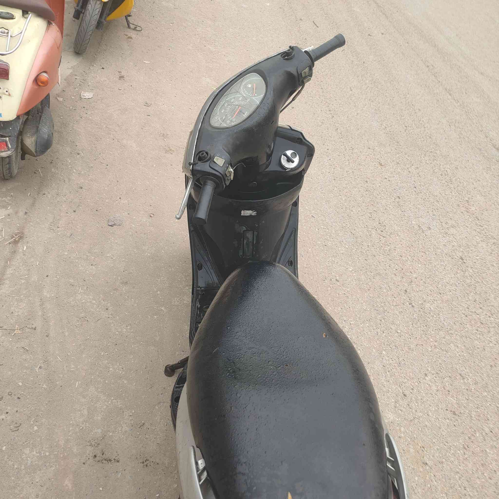 سلام عليكم دراجه بريز كفاله عامه نقصهه ستان عدل بس وشراي يتصل ***********
