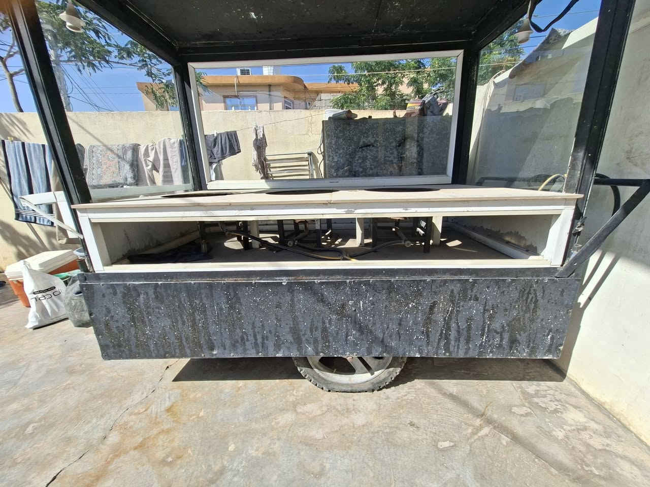 ئەو عارەبانەمە هەیە بۆ فرۆشتن شوێن کەلار ــ گردەگۆزینە 3 سێ تەباغیشی لە گەڵایە جاهیز بۆ ئیش  جامەکانیشی تازەیە 
 تەلەفوون بکە نرخەکەیشی 650 مەعامەلە
ژمارە ..***********  
ئەدمینی گوڵ
