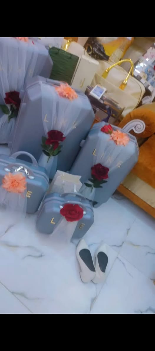 جنط عروسه مابيهن اي ضرر جدد سعر 120 سيت كامل


**إذا كنت صاحب هذا الإعلان وتريد حذفه لأي سبب، رجاءا أرسل رسالة إلى الدعم الفني**