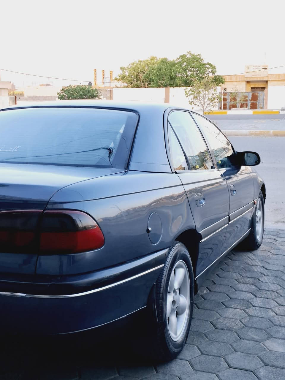 يالله 
للبيع
اوميكا دكتورة موديل ١٩٩٧
رقم انبار سنوية ولوحات جدد نفاذ السنوية لغاية ٢٠٣٠ السيارة مصبوغة عام جمالية السيارة جديدة بمعنى الكلمة وجاهزة من كلشي عدا التبريد عنوان السيارة الرمادي التأميم السعر المطلوب ٣٨ورقة وبيها مجال للستفسار اكثر الاتصال على ***********غير متواجد عفيس والوتساب
