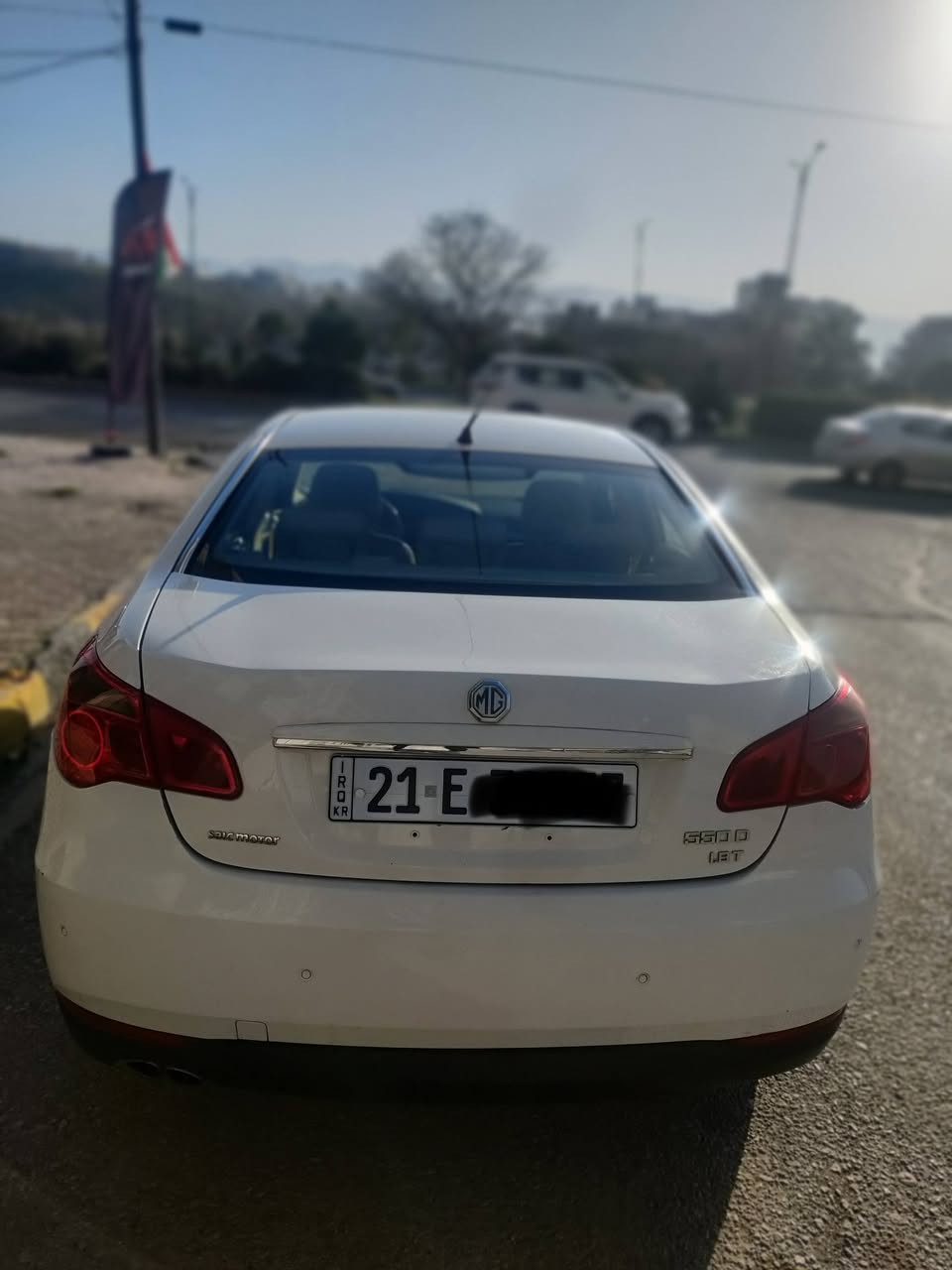 MG 550 model 2014
فول مواسەفات چوار تایەی تازەی لەسەرە یەک پارچەی بۆیاغە دەرگای دواوە لای سەکنی سەنەوی بەسەرچووە گێڕ و مەکینە و تەبرید و بەناوکردن و غرامە هەمووی بە شەرت
***********
