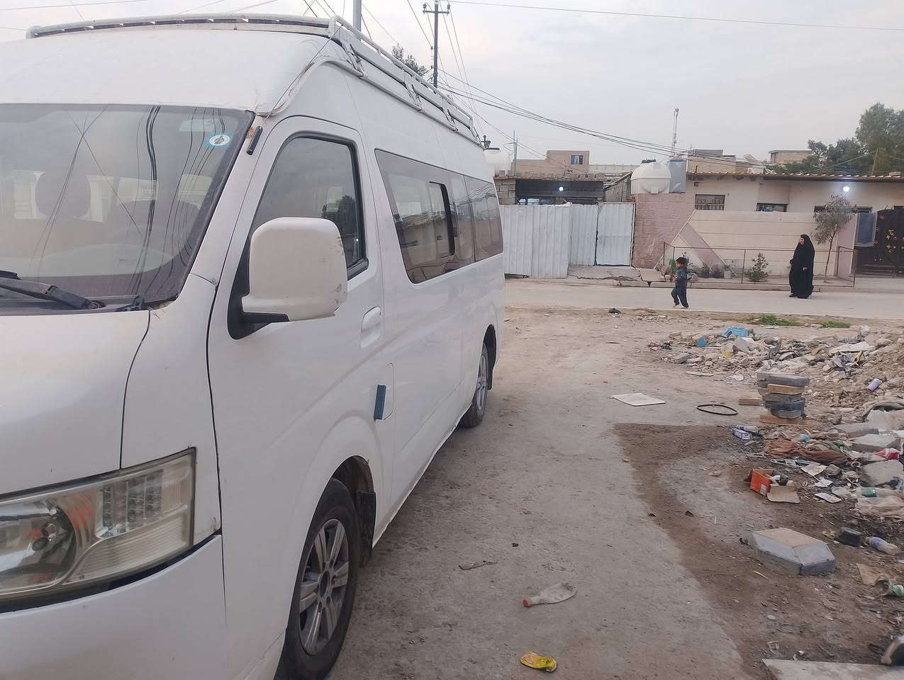 السلام عليكم فتون جنبي لبيع 17 راكب رقم مثنى نكليزي الجديد سنويه 2030 سياره ما متعوبه جديده موديل 2015مكينه كير حداديه خير من الله سياره ما ناقصه برغي مكان السياره بغداد البياع حي التراث رقمي متواجد واتساب ***********/ 95 وبيه مجال لطيبين
