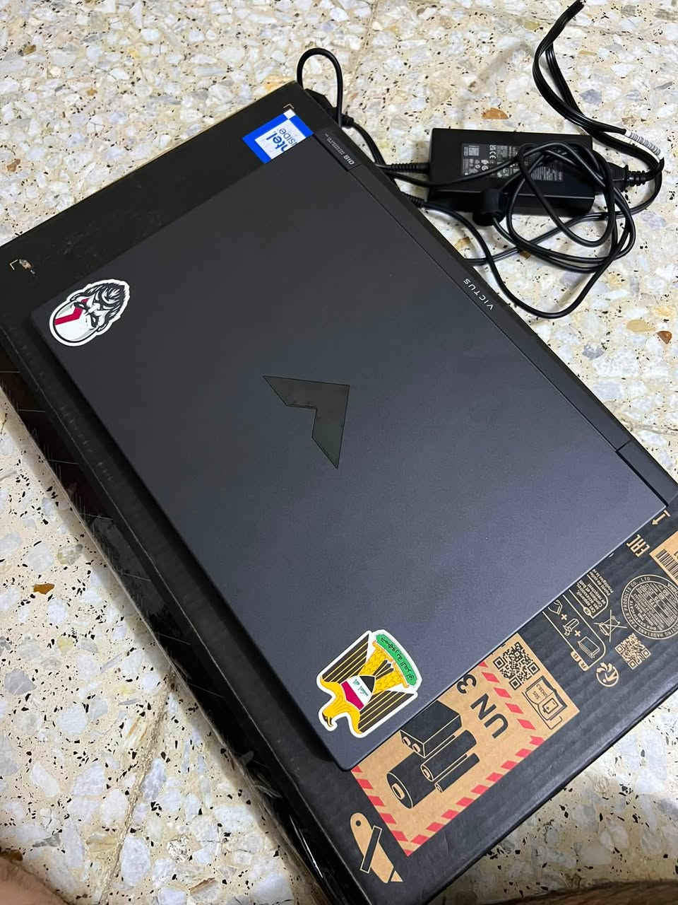للبيع فقط
لابتوب HP Victus جديد كلش استخدام كلش قليل بعدة بلكارتونة نضيف كلش شخط مابي اخو جديد مع كارتوتنة وشاحنة
معالج Core i5 13420H 
كارت شاشة RTX 3050 6GB
شاشة 15.6FHD 144HZ 300nits
هارد 512GB SSD
رام 8GB DDR4
واضحة النظافة وكل التفاصيل بلصور
السعر 825 الف وبي مجال للعلم الجديد سعرة مليون و 50 والي عندي حالة حال الجديد امانة الله والنظافة والتفاصيل كلها موضحة بلصور
عنواني بغداد الشعب شارع عدن وتوصيل متوفر
للتواصل على الرقم فقط 0️⃣7️⃣7️⃣2️⃣4️⃣7️⃣9️⃣4️⃣8️⃣0️⃣2️⃣


**إذا كنت صاحب هذا الإعلان وتريد حذفه لأي سبب، رجاءا أرسل رسالة إلى الدعم الفني**