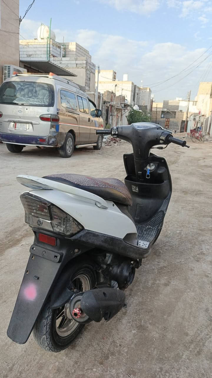 السلام عليكم دراجه ماكس عدله للبيع  الدراجه ما صارله هواي من طالعه من الحاويه الدراجه ما نقصه أي شي ما مفتوحه الدراجه مكفوله مكان ناصرية مركز
السعر خاص    ***********
