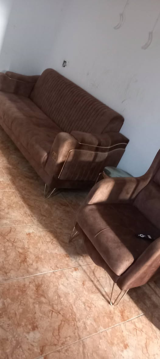 تخم عشر مقاعد جديد مامستخدم هواي اخذتة ب٩٠٠ اريدة ب٧٠٠


**إذا كنت صاحب هذا الإعلان وتريد حذفه لأي سبب، رجاءا أرسل رسالة إلى الدعم الفني**
