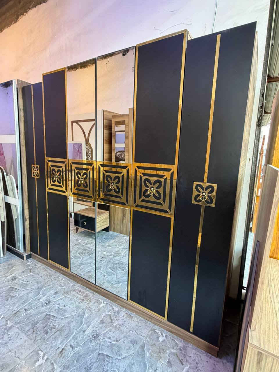 الغرفه اللبيع.
السعر 250, وبيهه مجال 
مستعمله. وبيهه ضرر. يعني لازم نجار يشدهه ويضبطهه 
مكاني بابل ابو غرق بيع مستعجل


**إذا كنت صاحب هذا الإعلان وتريد حذفه لأي سبب، رجاءا أرسل رسالة إلى الدعم الفني**