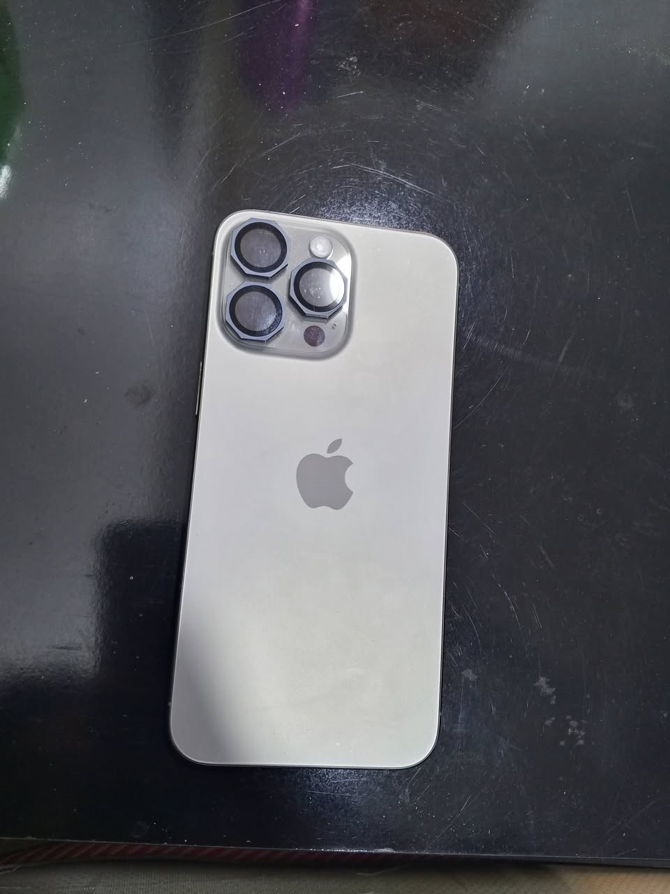 سلام عليكم 
ايفون15برو ماكس
ماستر AAA
بطاريه 90
ذكرى 256
نضافه 99%
للاستفسار اتصال
***********
