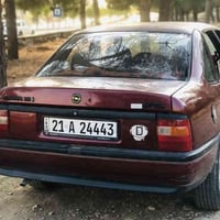 للبيع اوبل فكترا موديل 1992 حجم 18كير توماتيك كير محرك بشرط بدون ضربه ...