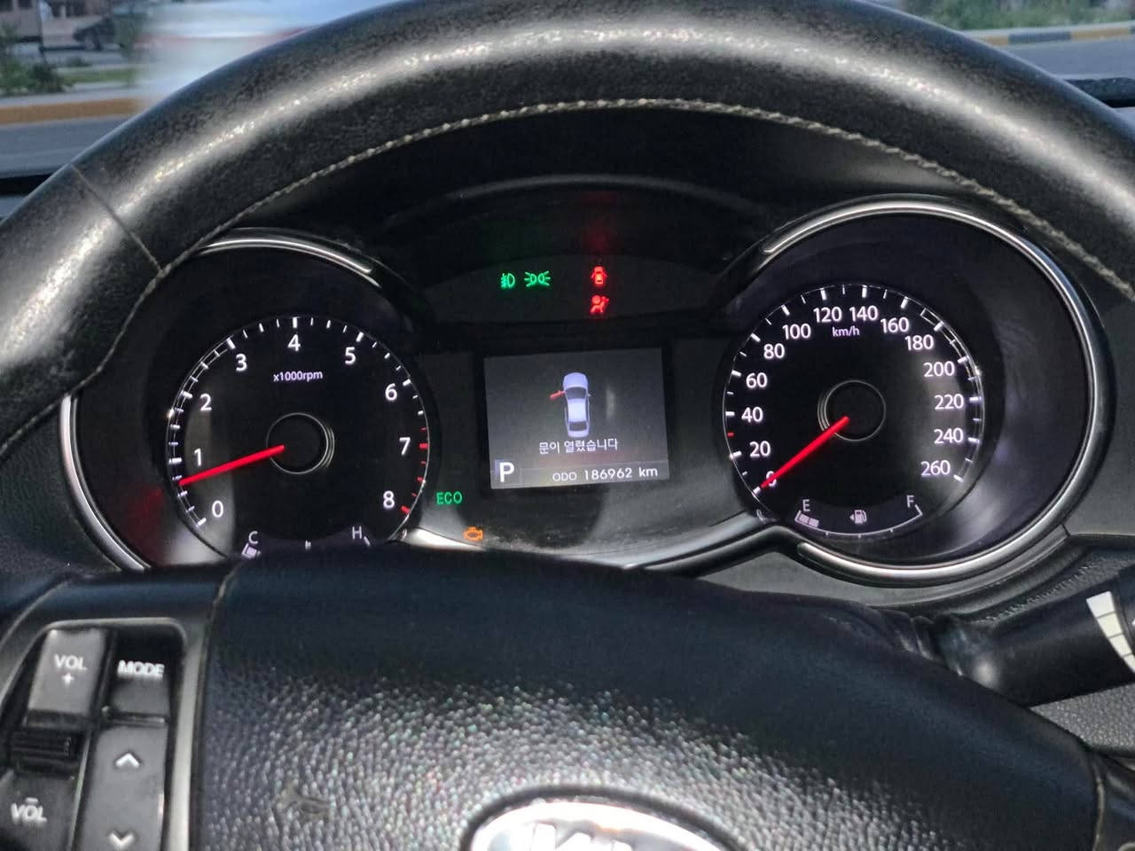 السلام عليكم

كادنزا 2012ادوات ادوات كصة جنطة فول فول واحد على واحد

متوئم رقم نكليزي شمالي شغل مضبوط تايرات محرك كير حدادية تبريد كلة كفالة

مكان السيارة البصرة

السعر55

الأستفسار على رقم ***********
