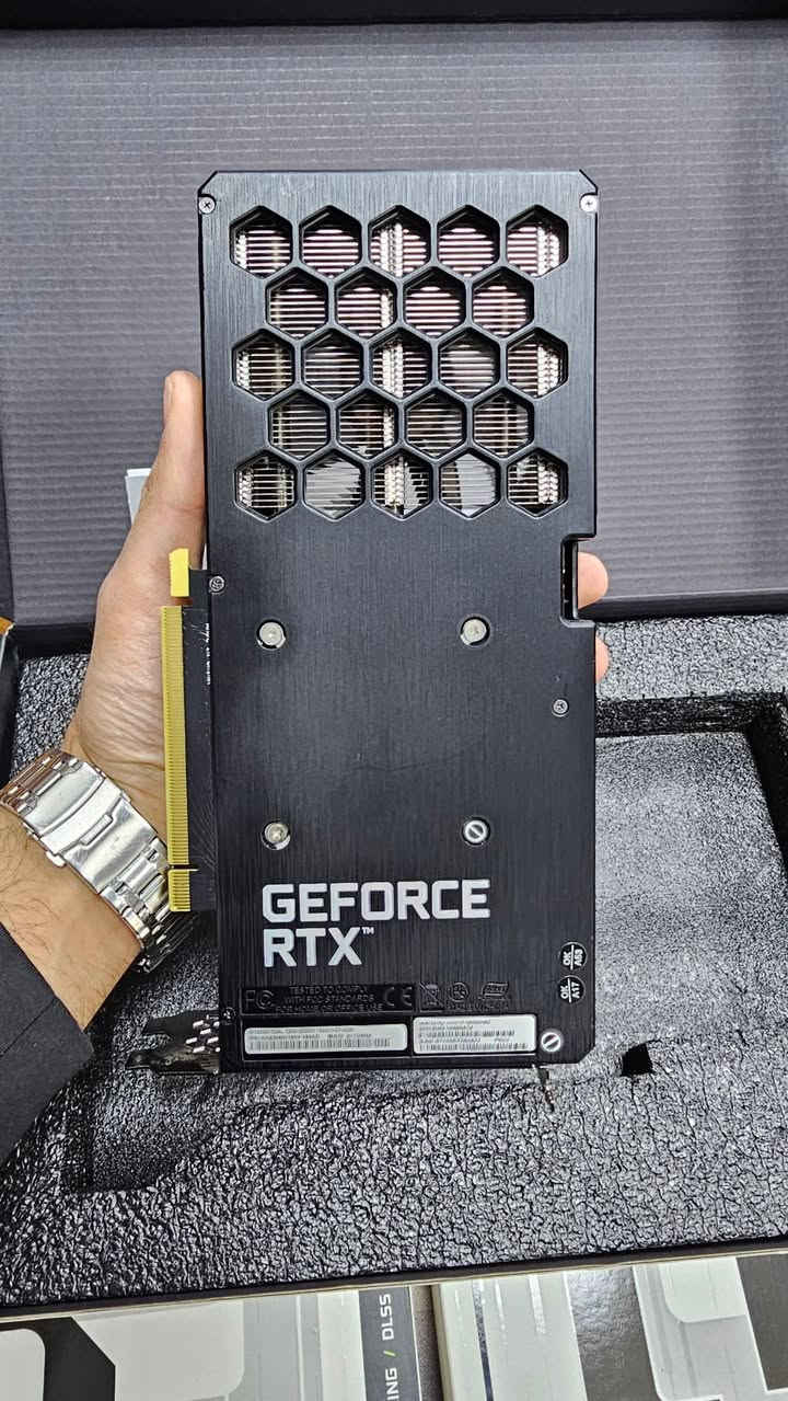 عندي 3 قطع RTX 3060 12 كيكا القطع جداا نظيفات والي يريد ياخذ ويفحص ويجرب ويشوف بعينه 

اخوان القطع جدا نظيفات بدون كسران للحاجة 
تحياتي للكل والله يتقبل الطاعات 🌹


**إذا كنت صاحب هذا الإعلان وتريد حذفه لأي سبب، رجاءا أرسل رسالة إلى الدعم الفني**